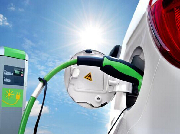 汽車行業(yè)新模式：電動化、網(wǎng)聯(lián)化，輕量化、共享化、終端化